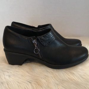 Aubrey Lynn “Al Hesha” Ankle Boots/NWOT/9.5M